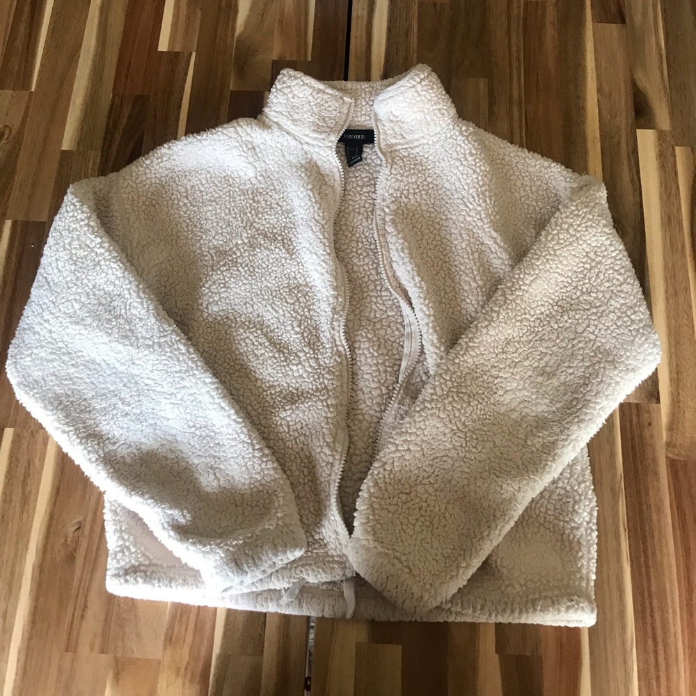 ✨cream sherpa jacket✨